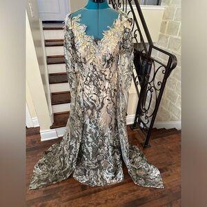 BRAND NEW, custom made dress!